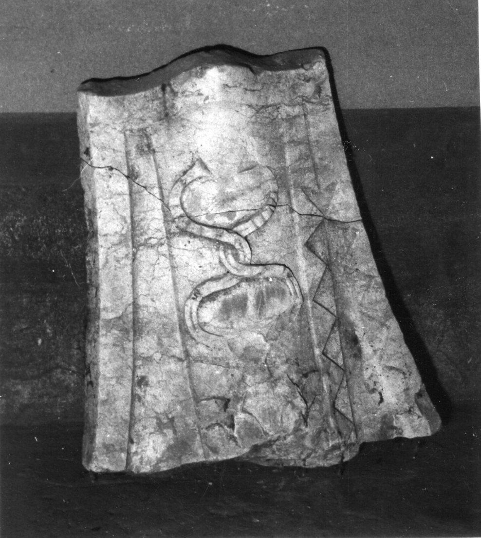 stemma estense (scultura) - bottega carpigiana (seconda metà sec. XVI)