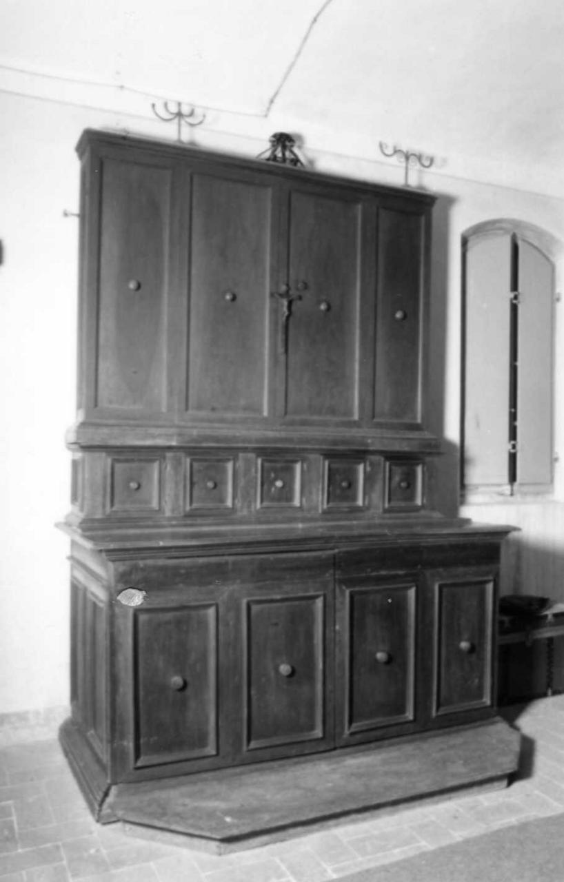armadio da sacrestia - bottega emiliana (sec. XVIII)