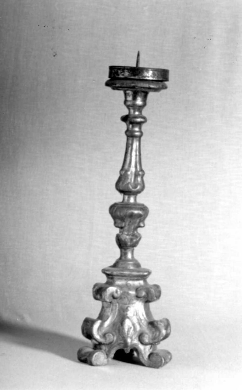 candeliere d'altare, serie - bottega emiliana (sec. XVIII)