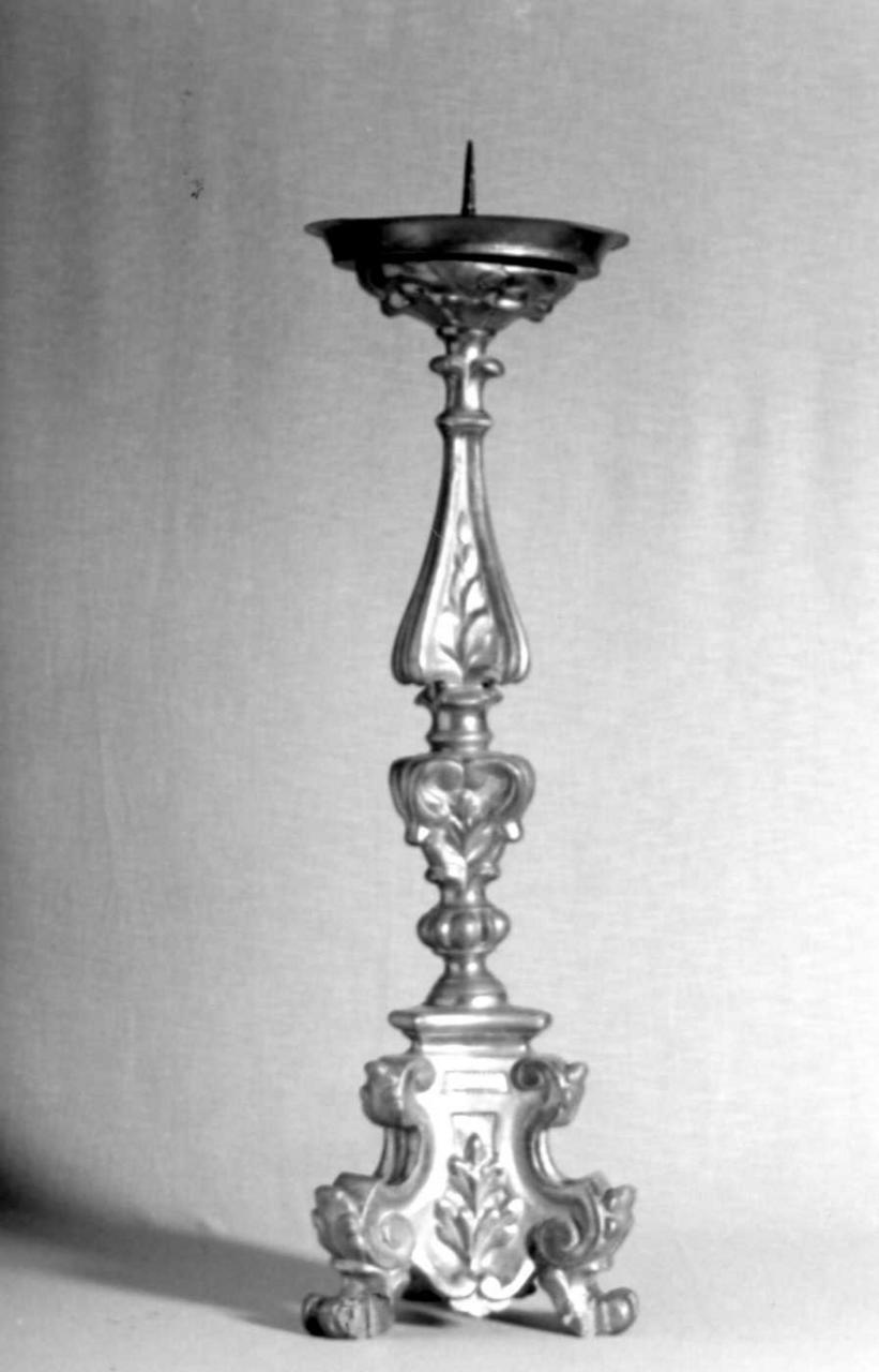 candeliere d'altare, serie - bottega emiliana (sec. XVIII)