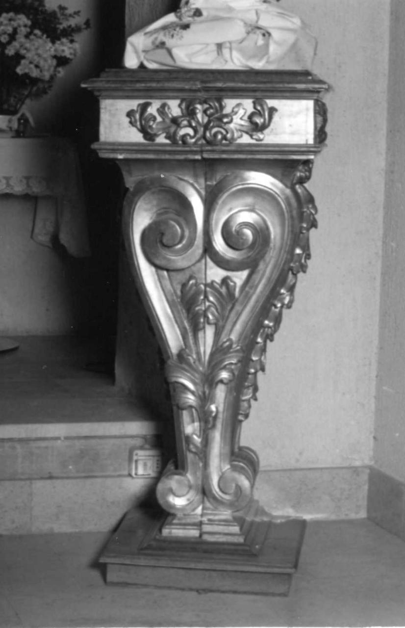 piedistallo di statua - bottega emiliana (sec. XVIII)