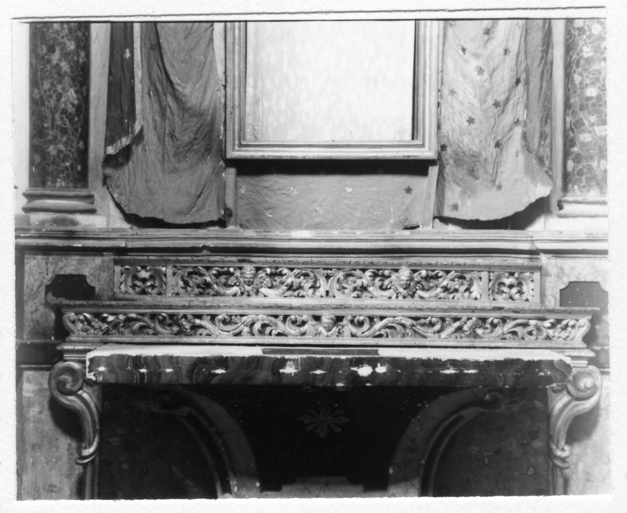 gradino d'altare - bottega reggiana (primo quarto sec. XVIII)