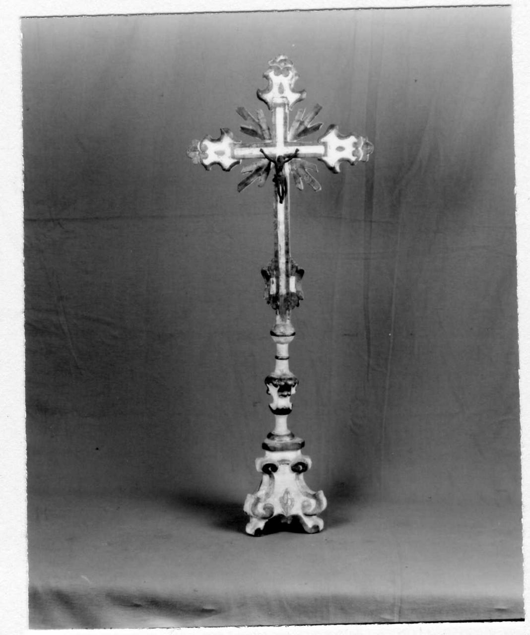 croce d'altare - bottega reggiana (ultimo quarto sec. XVIII)