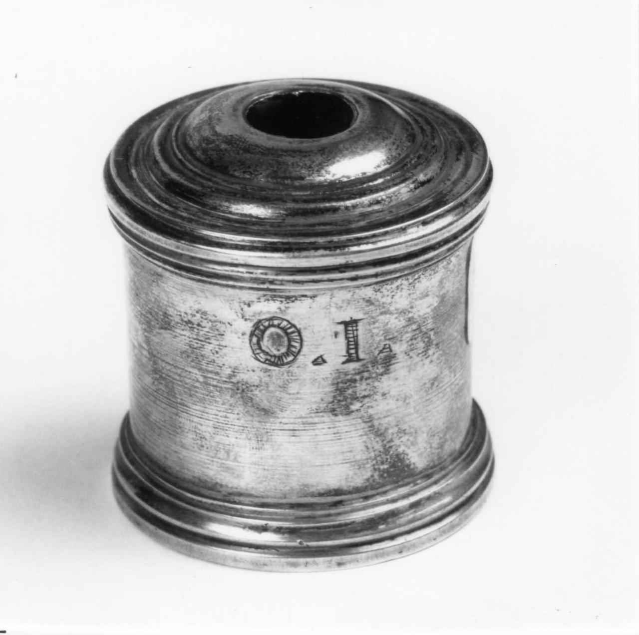 vasetto per l'olio degli infermi - bottega emiliana (fine/inizio secc. XIX/ XX)