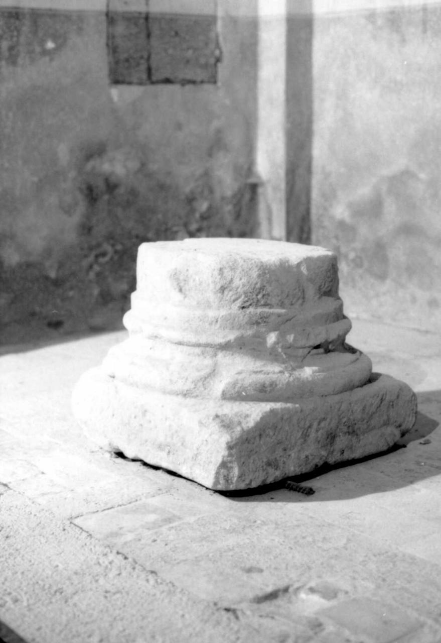 colonna, frammento - bottega Italia settentrionale (sec. XVI)