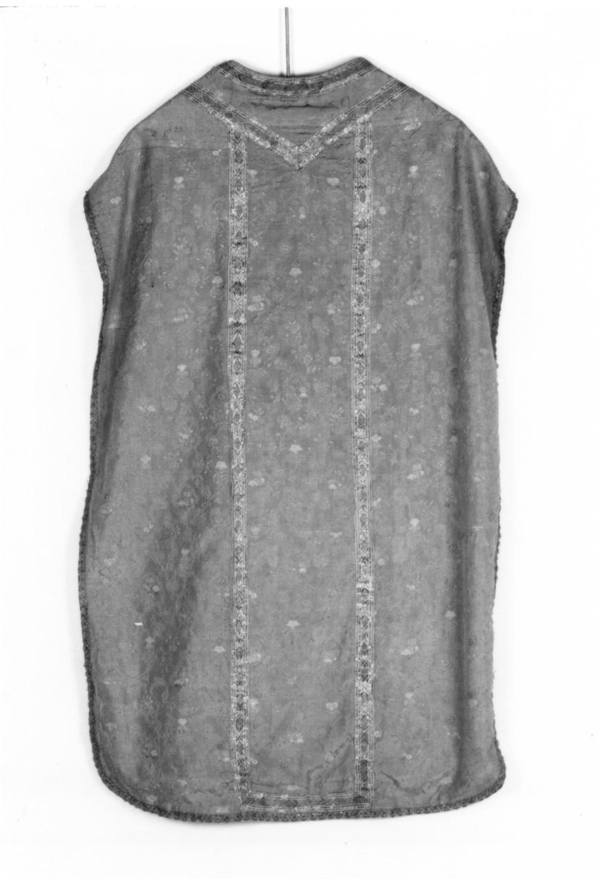 paramento liturgico - in terzo - manifattura italiana (sec. XVIII)