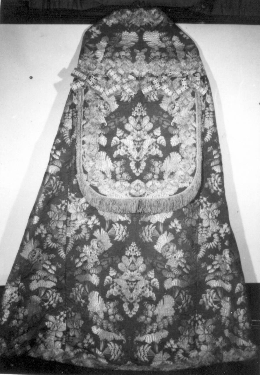 paramento liturgico - manifattura francese (sec. XVIII)