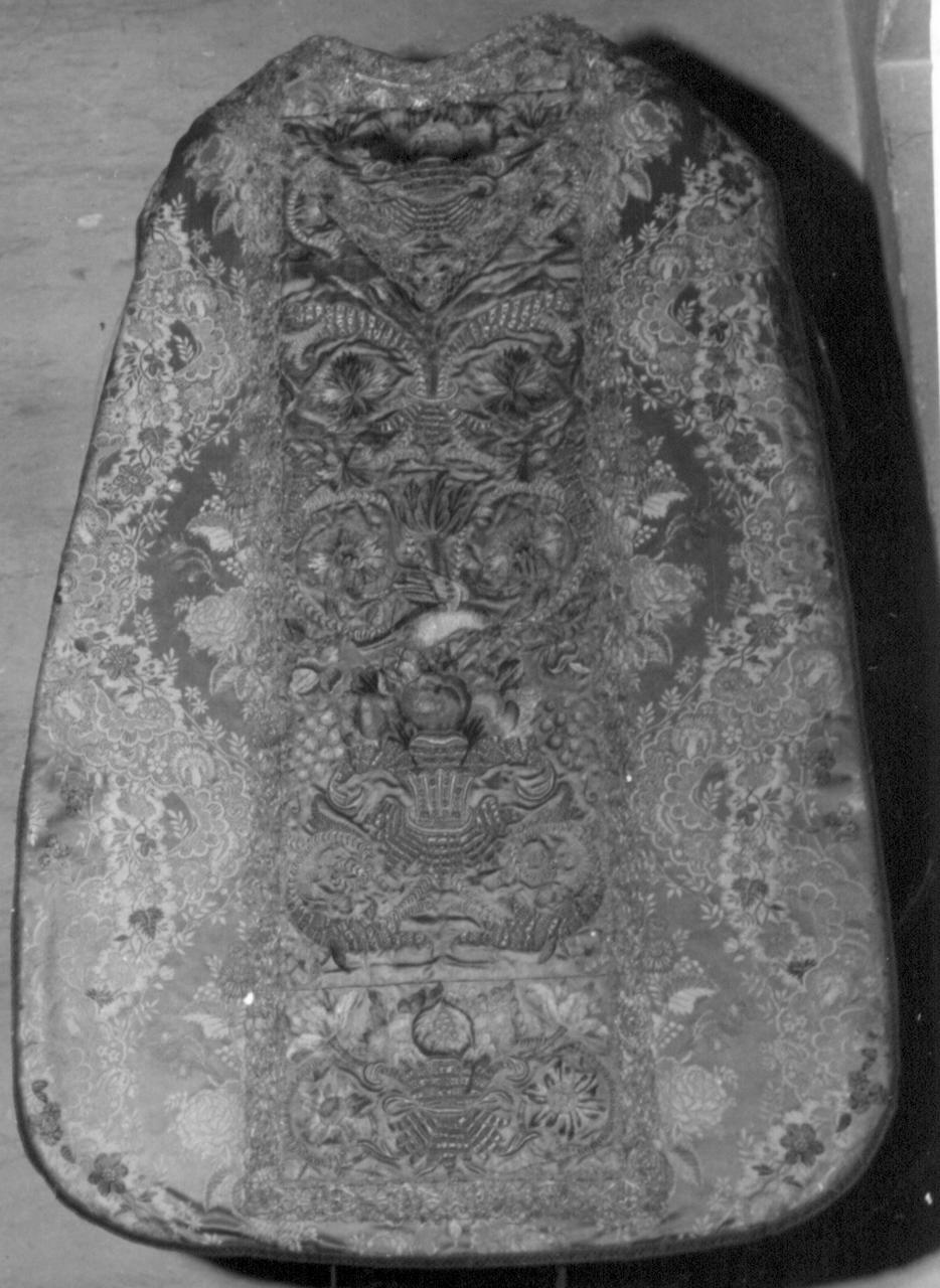 paramento liturgico - manifattura italiana, manifattura francese (prima metà sec. XVIII, sec. XVIII, sec. XX)