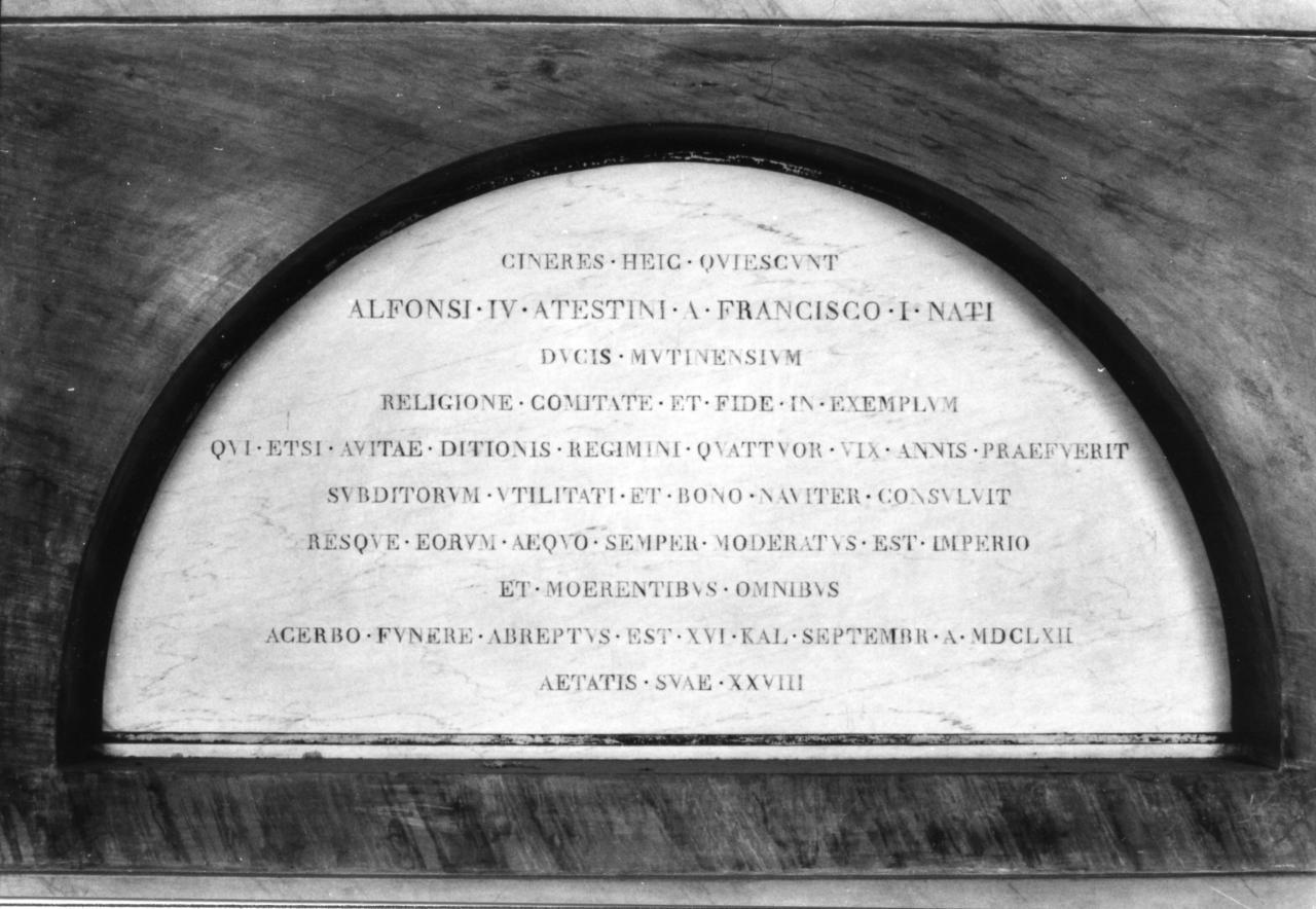 lapide tombale di Vandelli Francesco - bottega modenese (ultimo quarto sec. XIX)