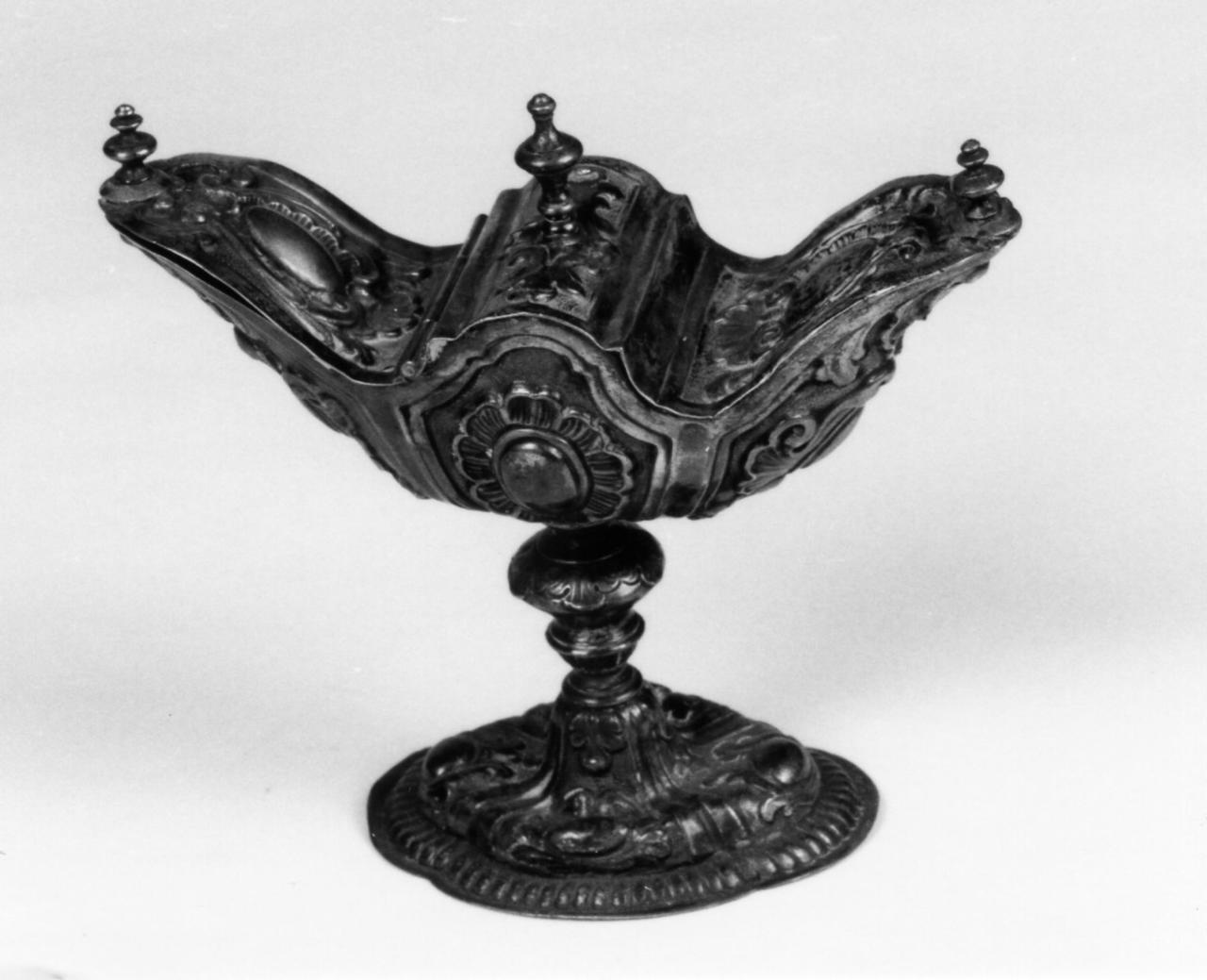 navicella portaincenso di Tirelli Pietro Paolo (sec. XVIII)