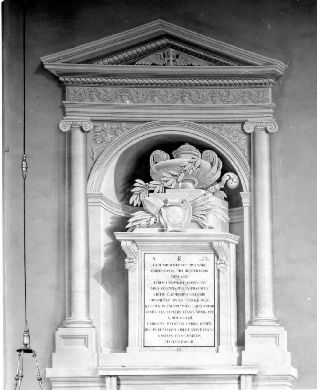 lapide tombale di Carnevali Vincenzo (sec. XIX)