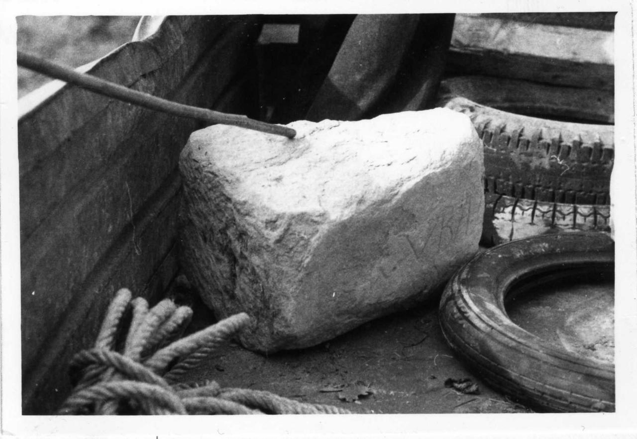 lapide, frammento - bottega reggiana (sec. XII)