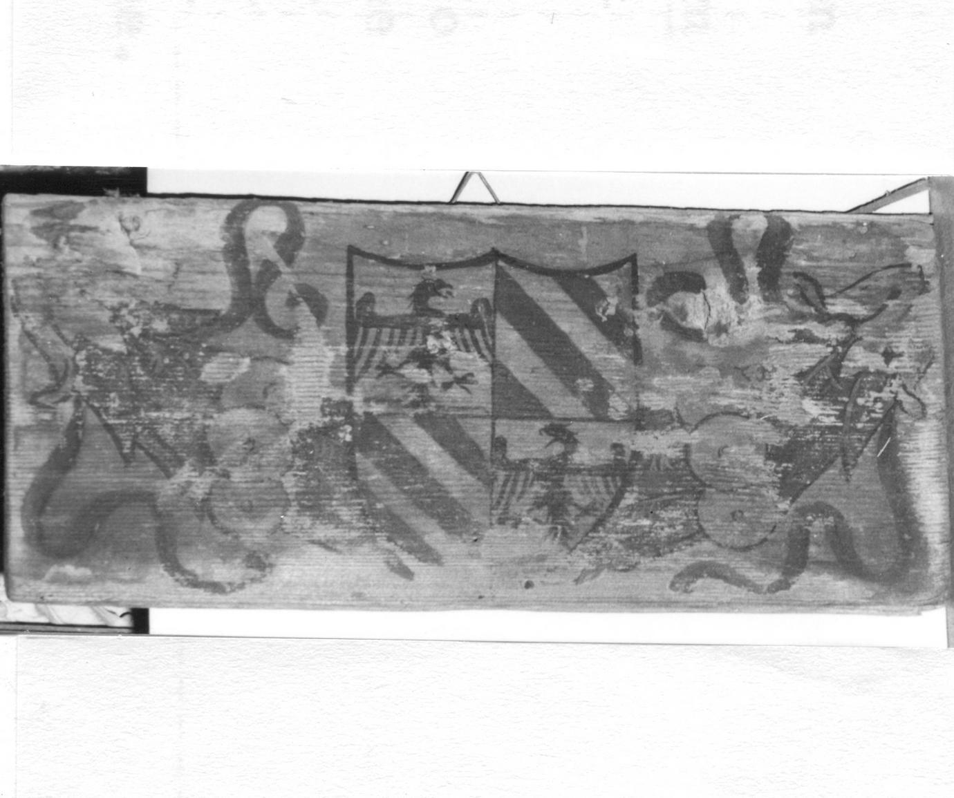 stemma gentilizio (soffitto dipinto, elemento d'insieme) - ambito carpigiano (fine sec. XV)