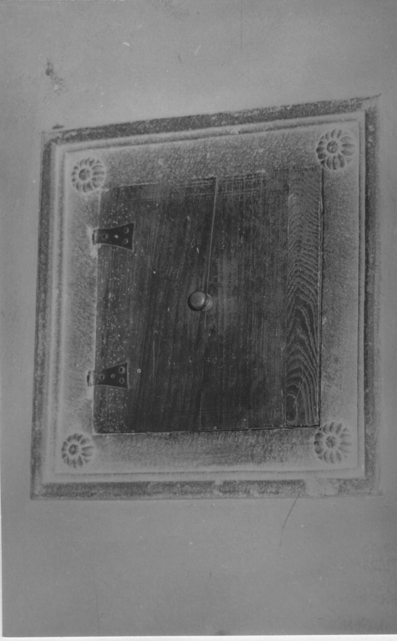 tabernacolo murale, serie - bottega modenese (inizio sec. XVIII)