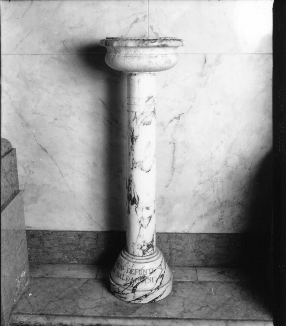 acquasantiera - a fusto, serie - bottega emiliana (sec. XX)