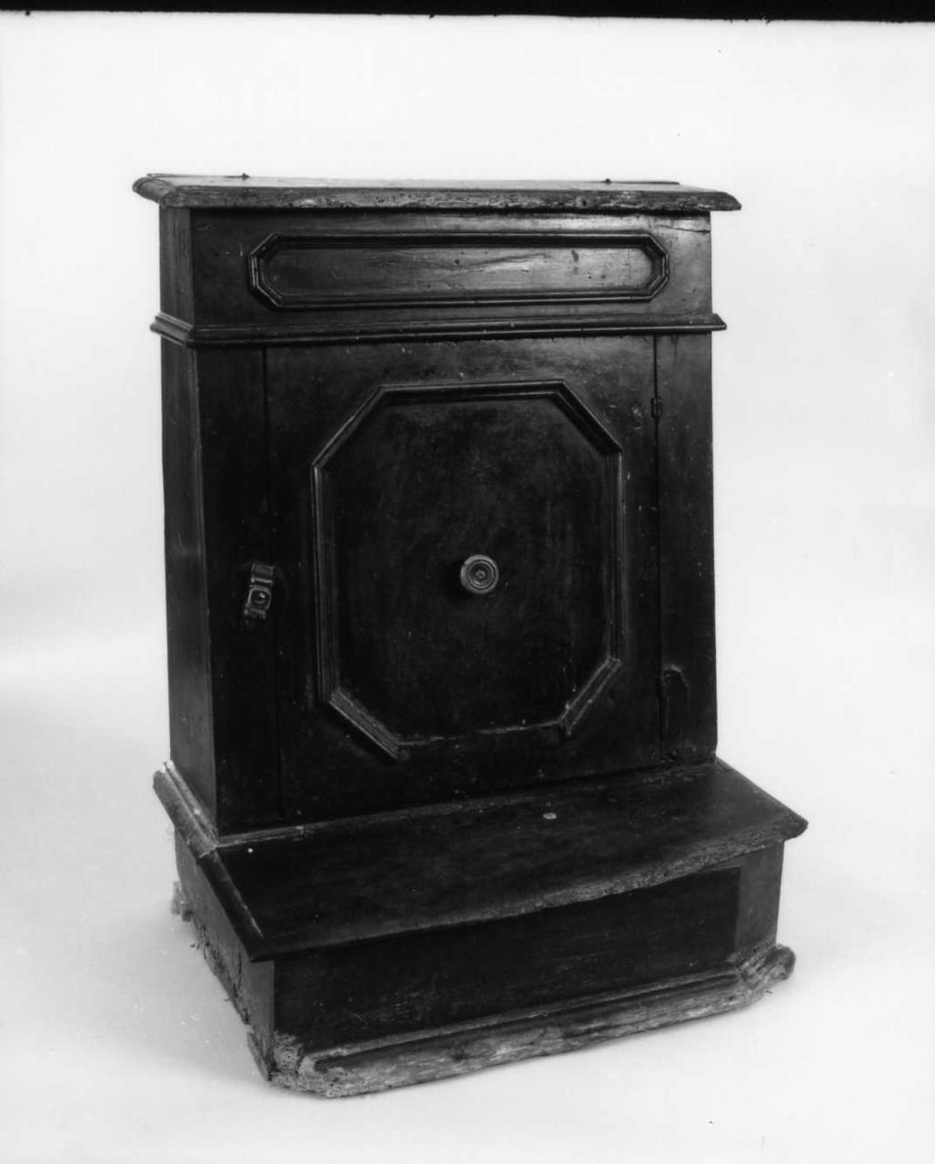 inginocchiatoio, serie - bottega modenese (ultimo quarto sec. XVIII)