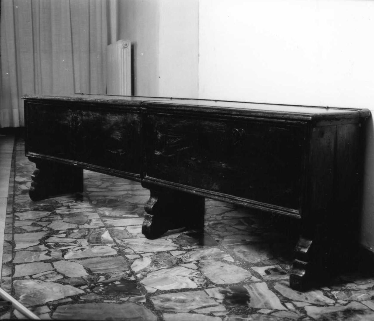 cassapanca, serie - bottega emiliana (seconda metà sec. XVIII)