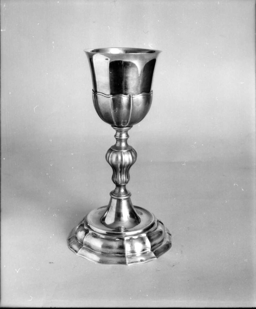 calice - bottega emiliana (metà sec. XVIII)