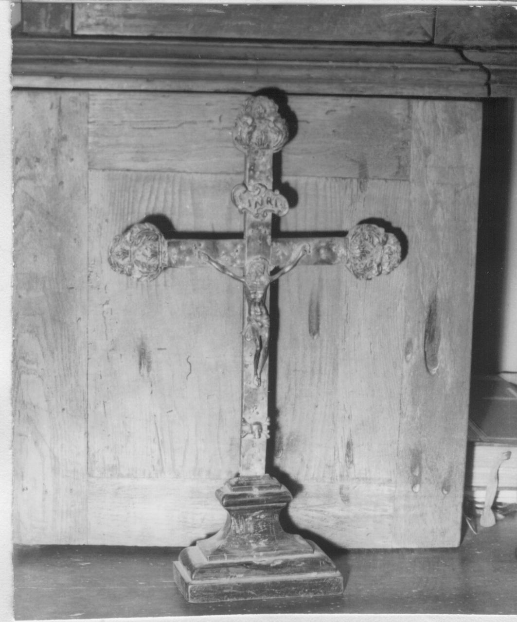 crocifisso - bottega modenese (metà sec. XVIII)