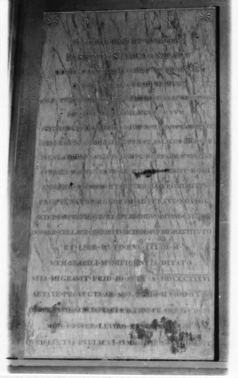 lapide tombale - bottega modenese (prima metà sec. XIX)