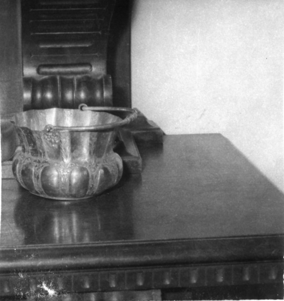 secchiello - bottega emiliana (inizio sec. XVIII)