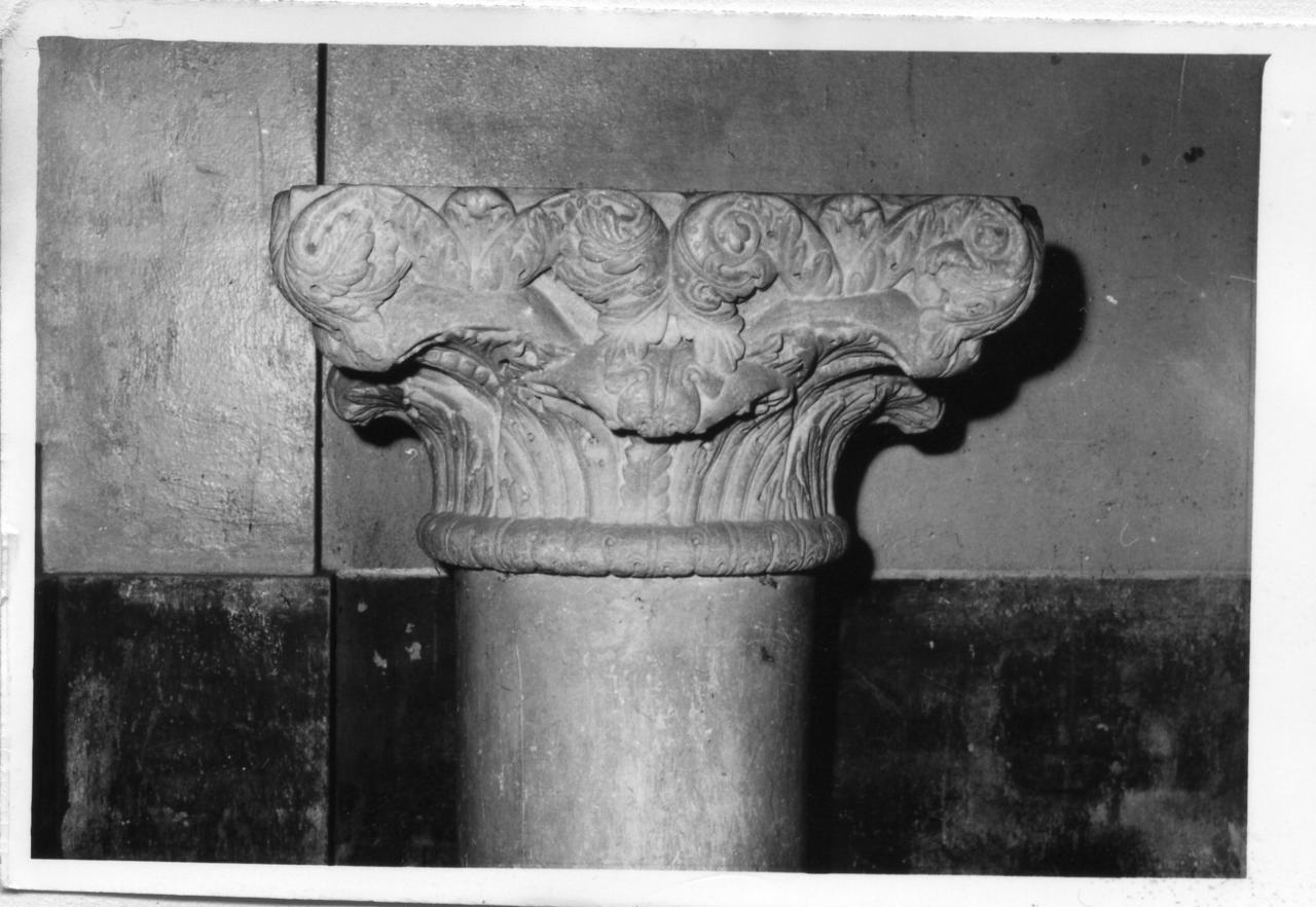 capitello corinzio - bottega modenese (prima metà sec. XII)