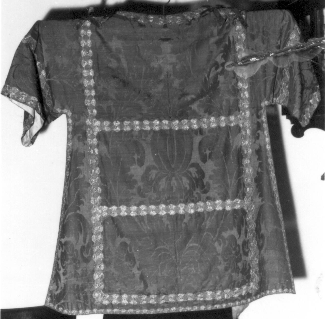 paramento liturgico - manifattura italiana (prima metà sec. XVIII)