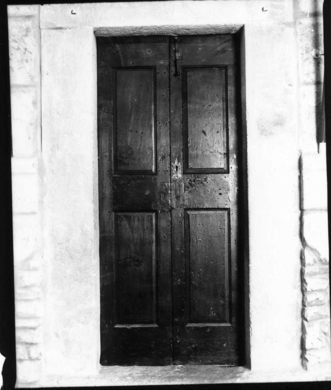 porta - a due battenti - bottega modenese (secc. XVII/ XVIII)