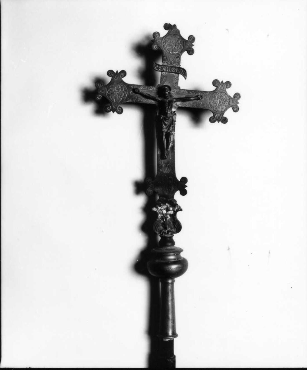 croce processionale - bottega emiliana (fine/inizio secc. XVII/ XVIII)