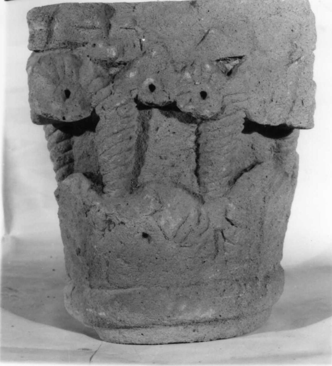 capitello, frammento di Antelami Benedetto (bottega) (inizio sec. XIII)