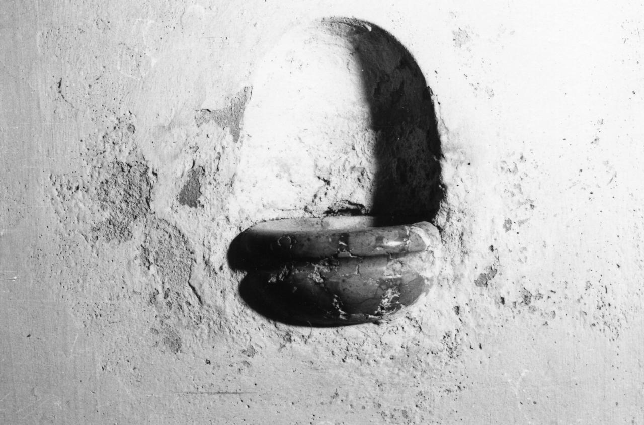 acquasantiera - bottega reggiana (secc. XVII/ XVIII)