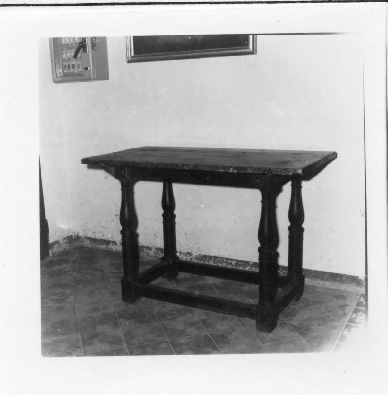 tavolino - bottega modenese (metà sec. XVII)