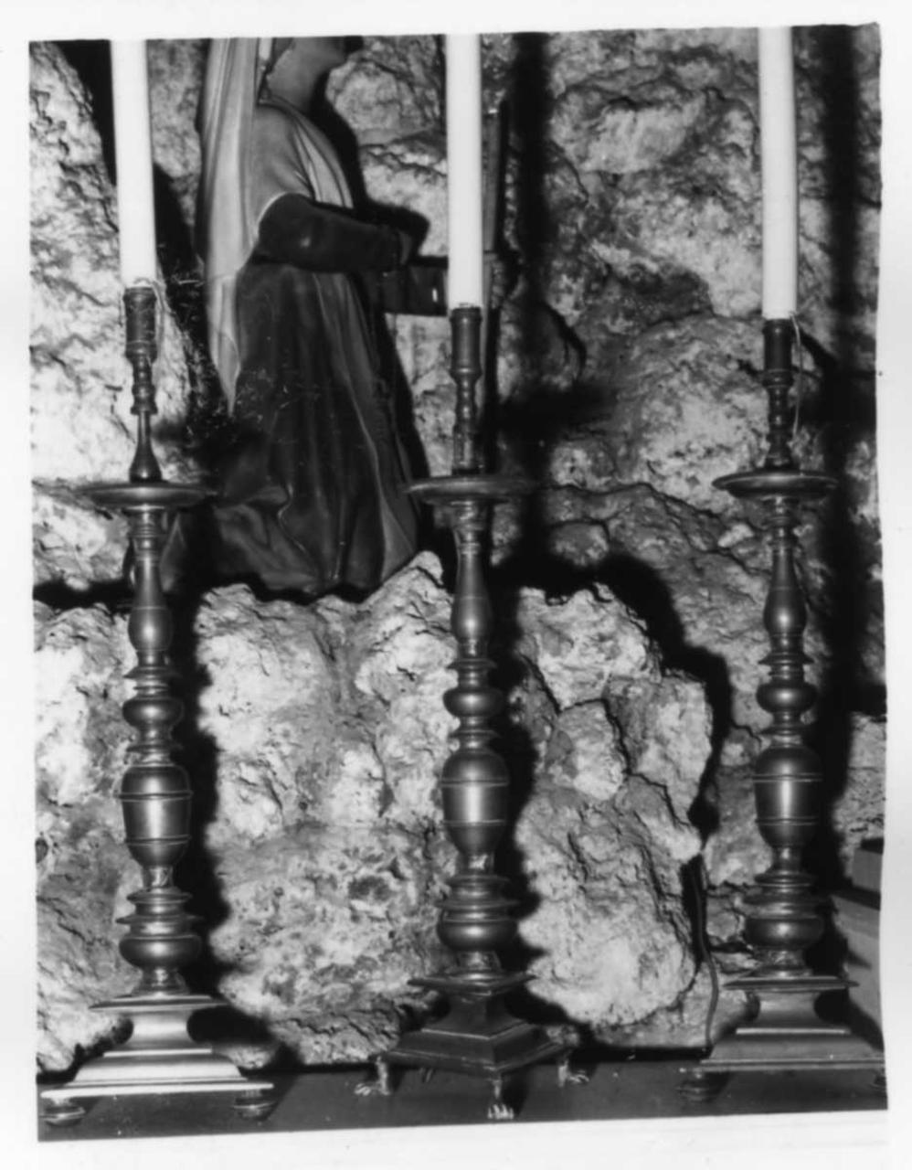 candeliere, serie - bottega bolognese (inizio sec. XVII)