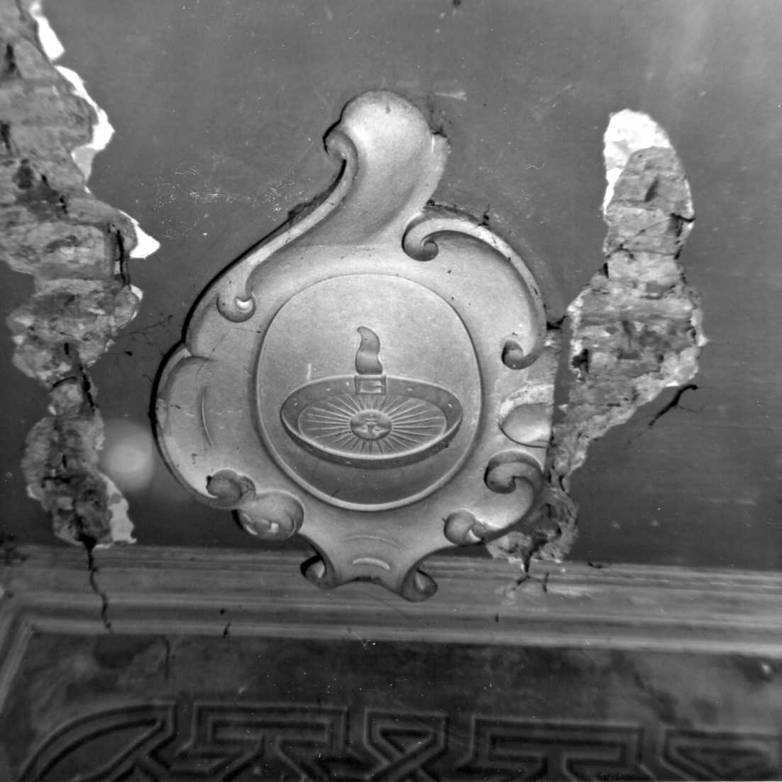 stemma comunale di Correggio (rilievo) - bottega reggiana (inizio sec. XVIII)