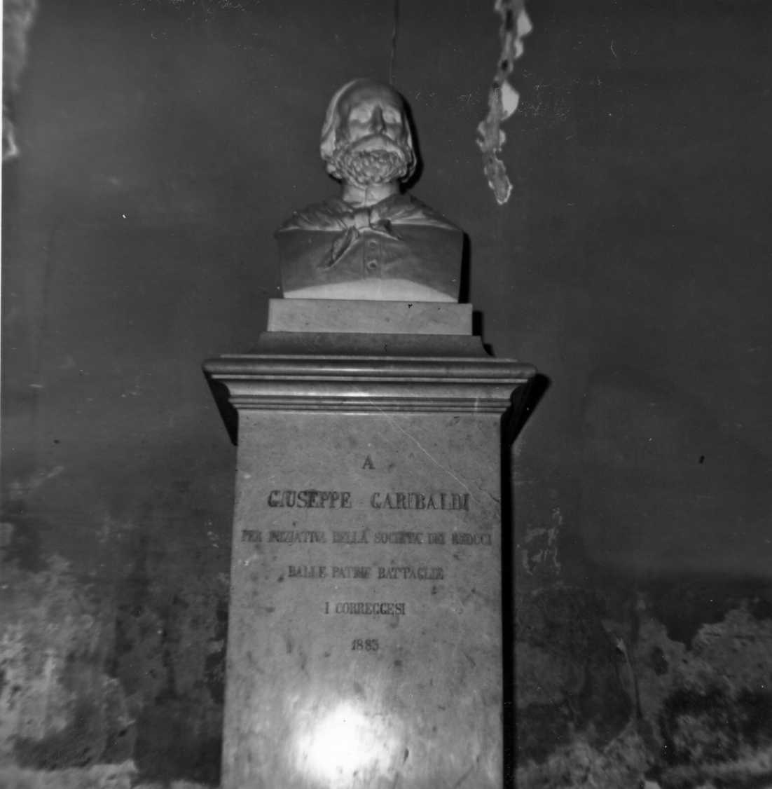 ritratto di Giuseppe Garibaldi (monumento) di Vela Vincenzo (sec. XIX)