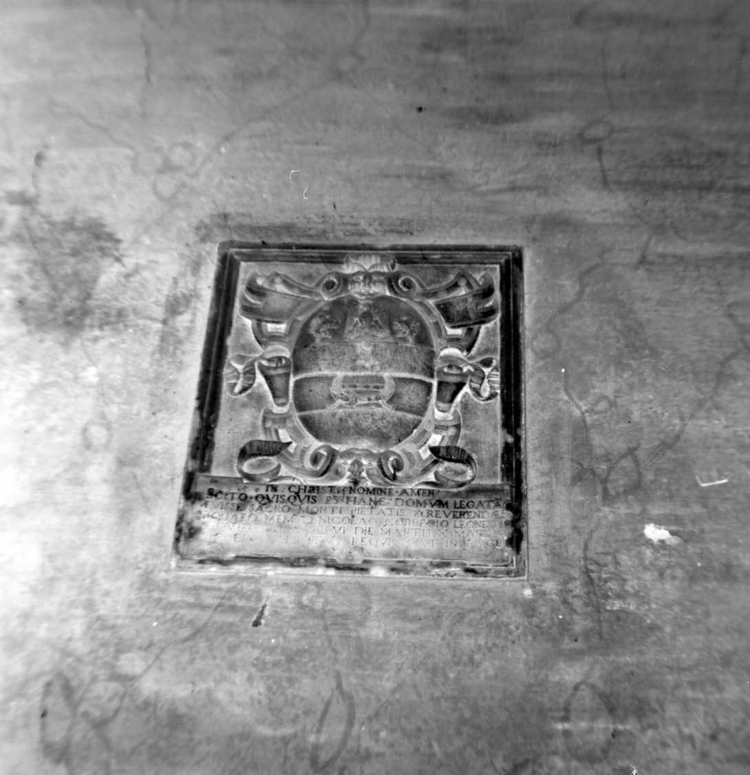 stemma di Don Nicolò da Correggio (rilievo) - bottega reggiana (sec. XVI)