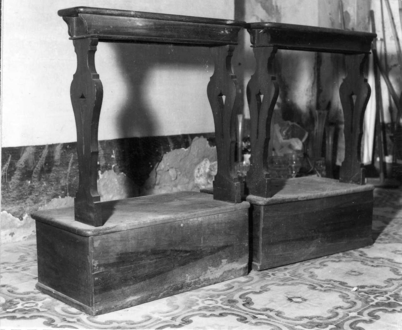 inginocchiatoio, serie - bottega modenese (seconda metà sec. XVIII)