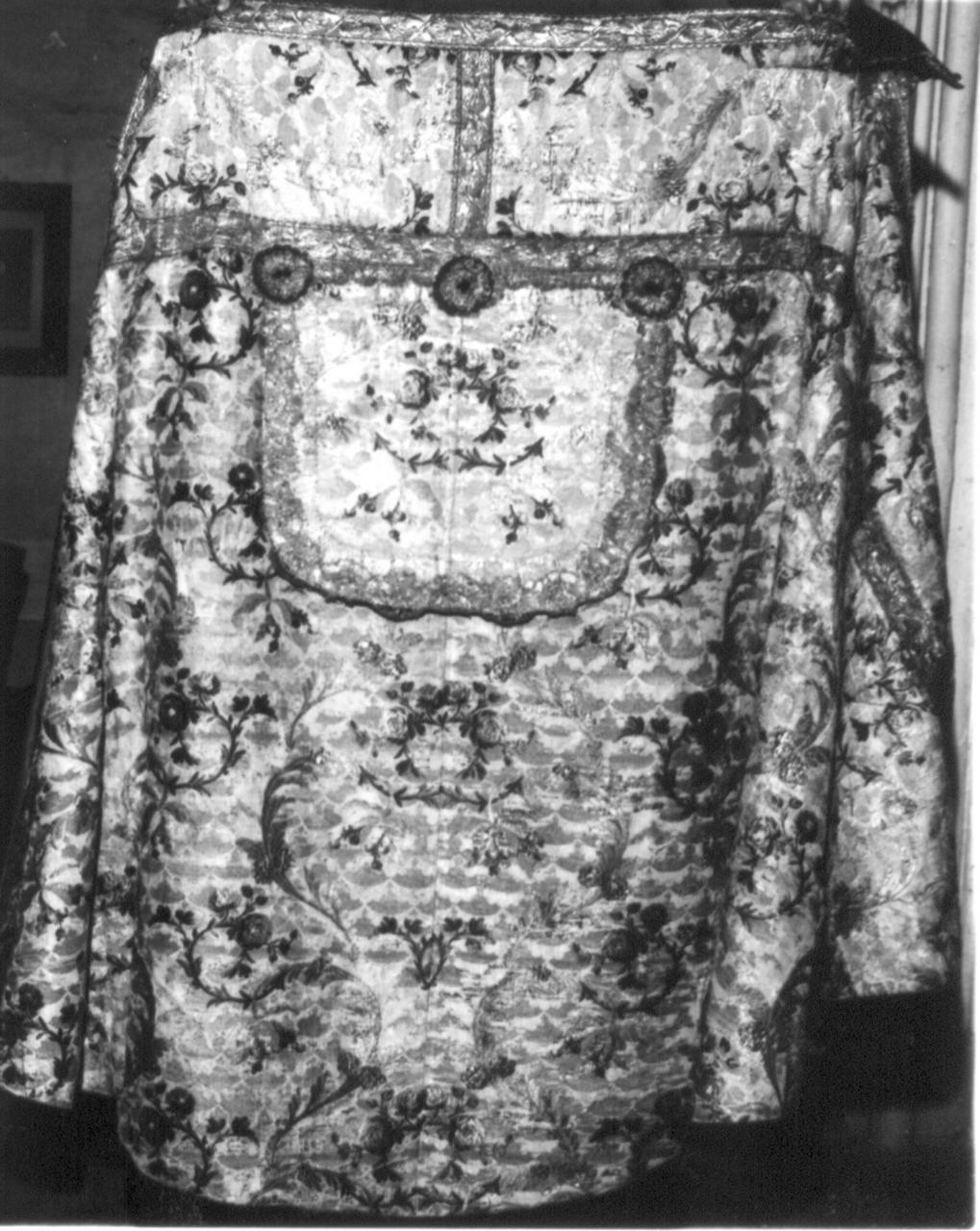 piviale - manifattura italiana (sec. XVIII)