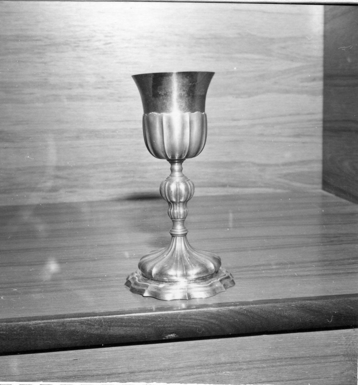 calice - bottega emiliana (sec. XVIII)
