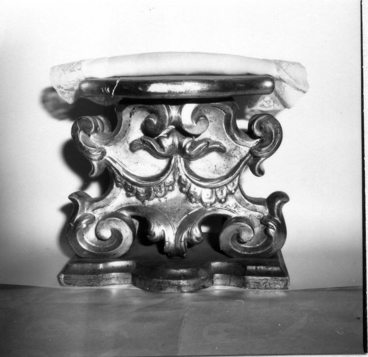 mensola - bottega reggiana (sec. XVIII)