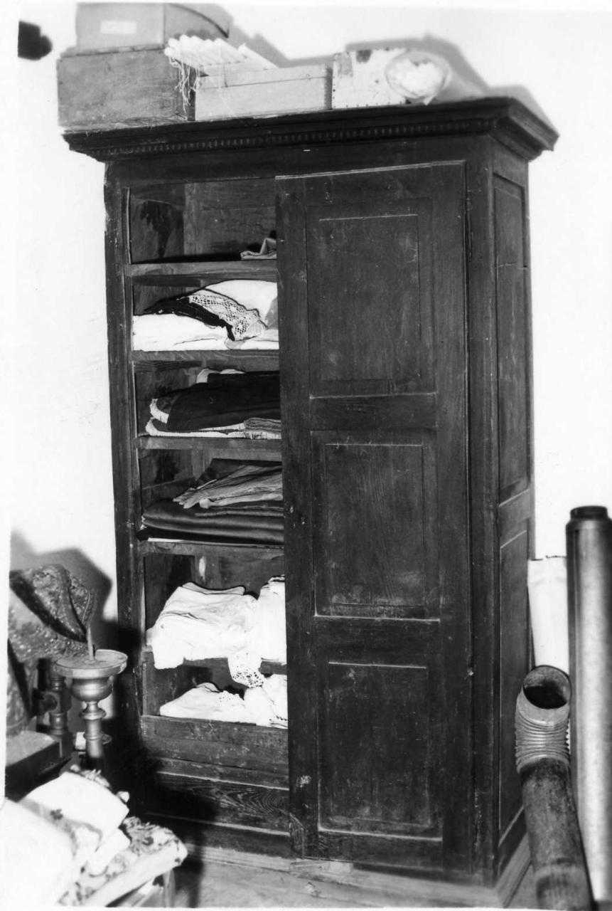 armadietto - bottega reggiana (prima metà sec. XIX)