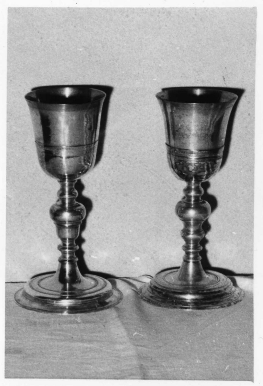 calice, serie - bottega reggiana (prima metà sec. XVIII)