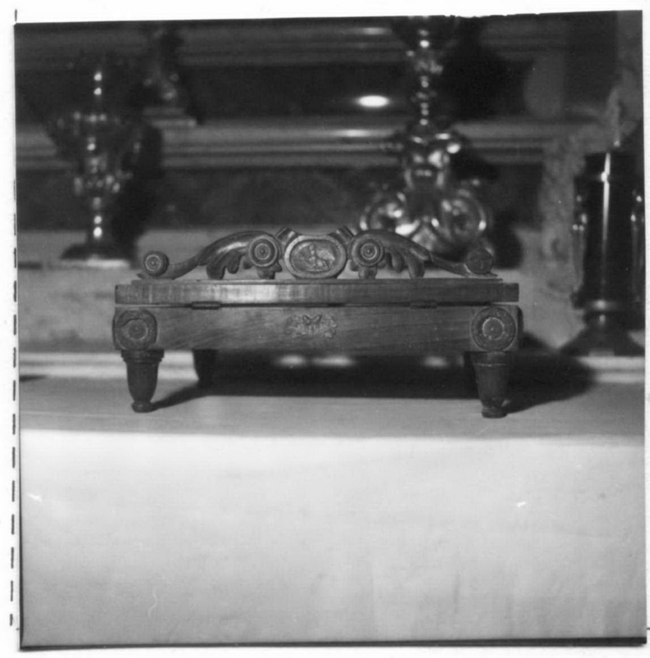 sfinge (leggio) - bottega emiliana (sec. XIX)