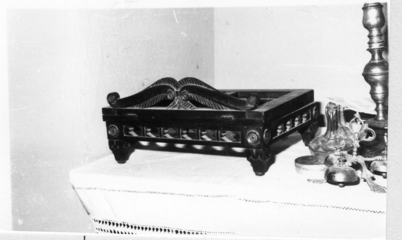 leggio - bottega emiliana (inizio sec. XIX)