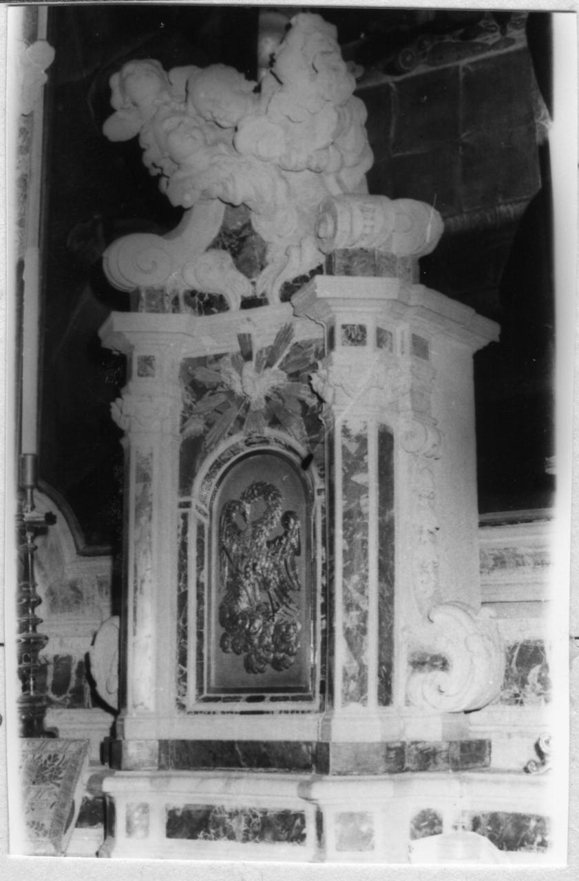 tabernacolo - a frontale architettonico - bottega carrarese (sec. XVIII)