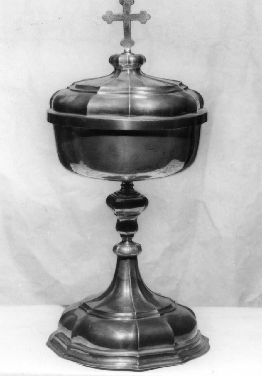 pisside - bottega bolognese (metà sec. XVIII)