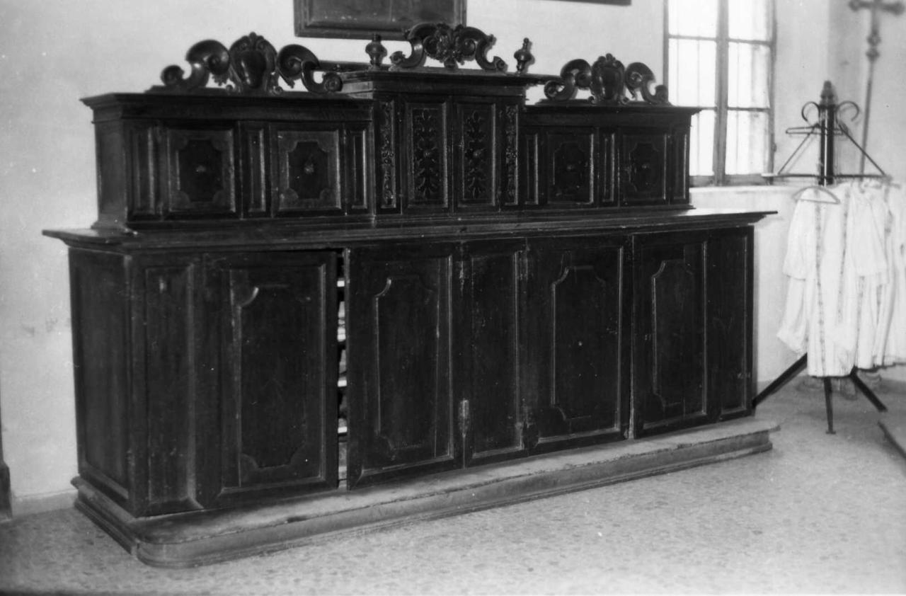 mobile da sacrestia - bottega reggiana (seconda metà sec. XVII)