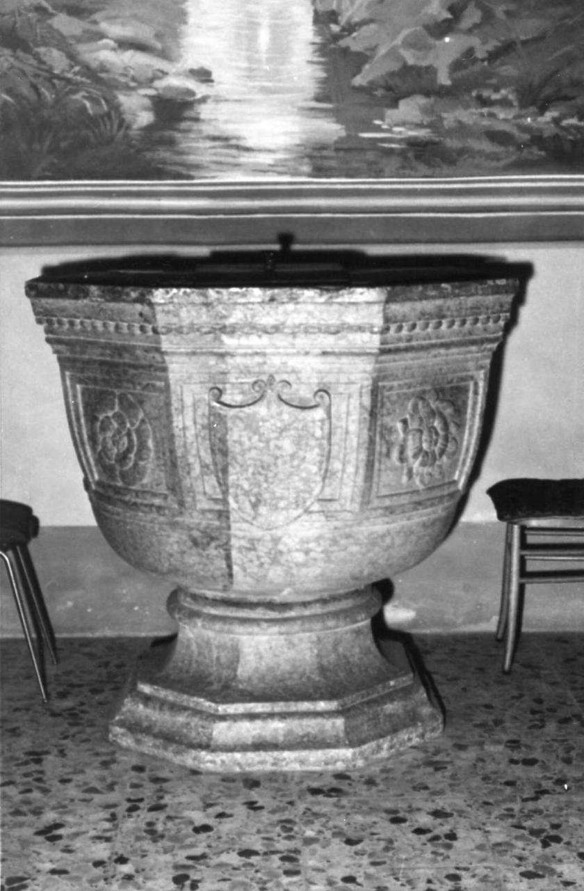 vasca battesimale - bottega reggiana (sec. XVI)