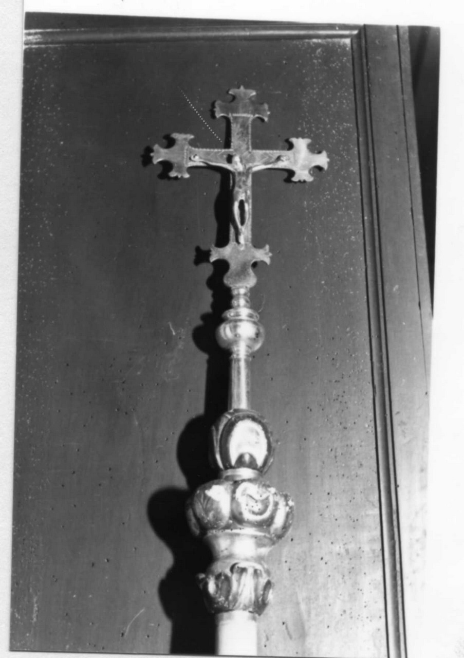 Cristo crocifisso (croce processionale) - bottega reggiana (fine/inizio secc. XVI/ XVII)