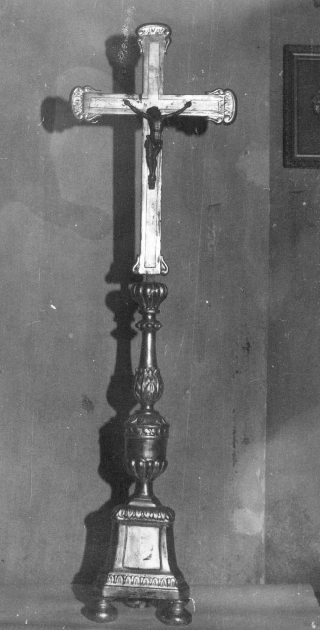 croce d'altare - bottega emiliana (inizio sec. XIX)